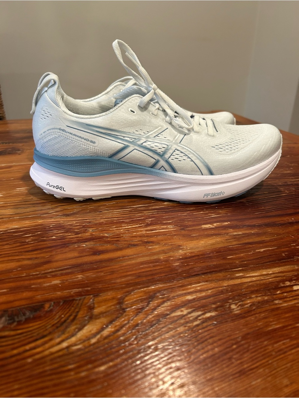 ASICS White and Light Blue Men's Athletic Running Shoes